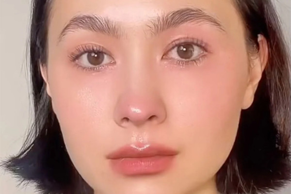 Crying Makeup trend